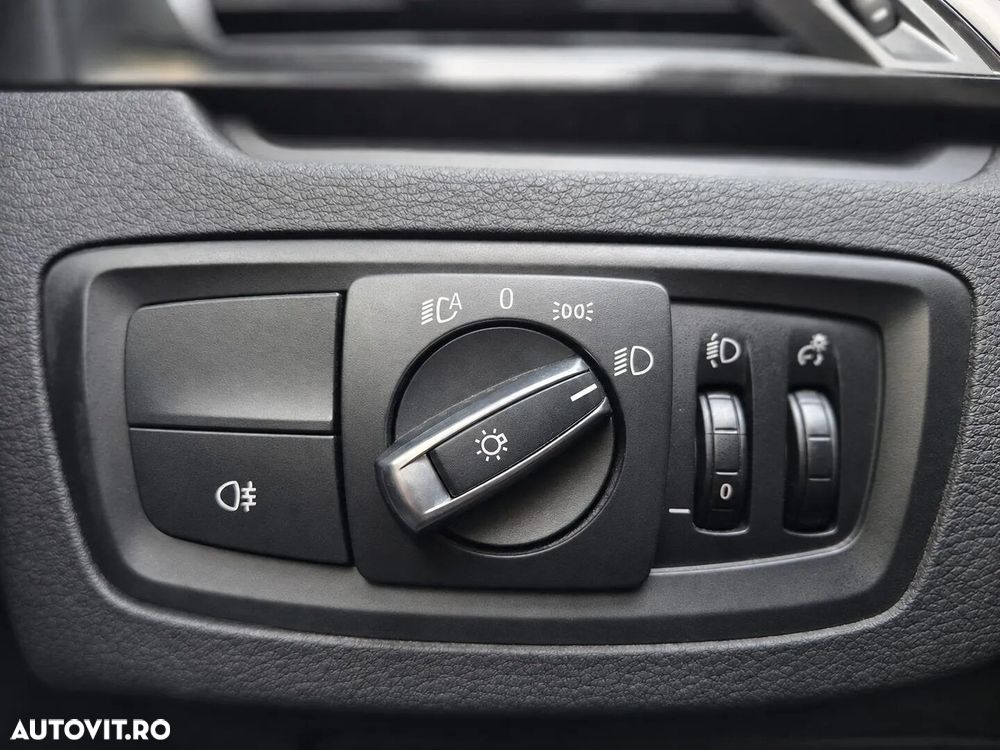 BMW X1 xDrive20i Aut. Advantage - 20