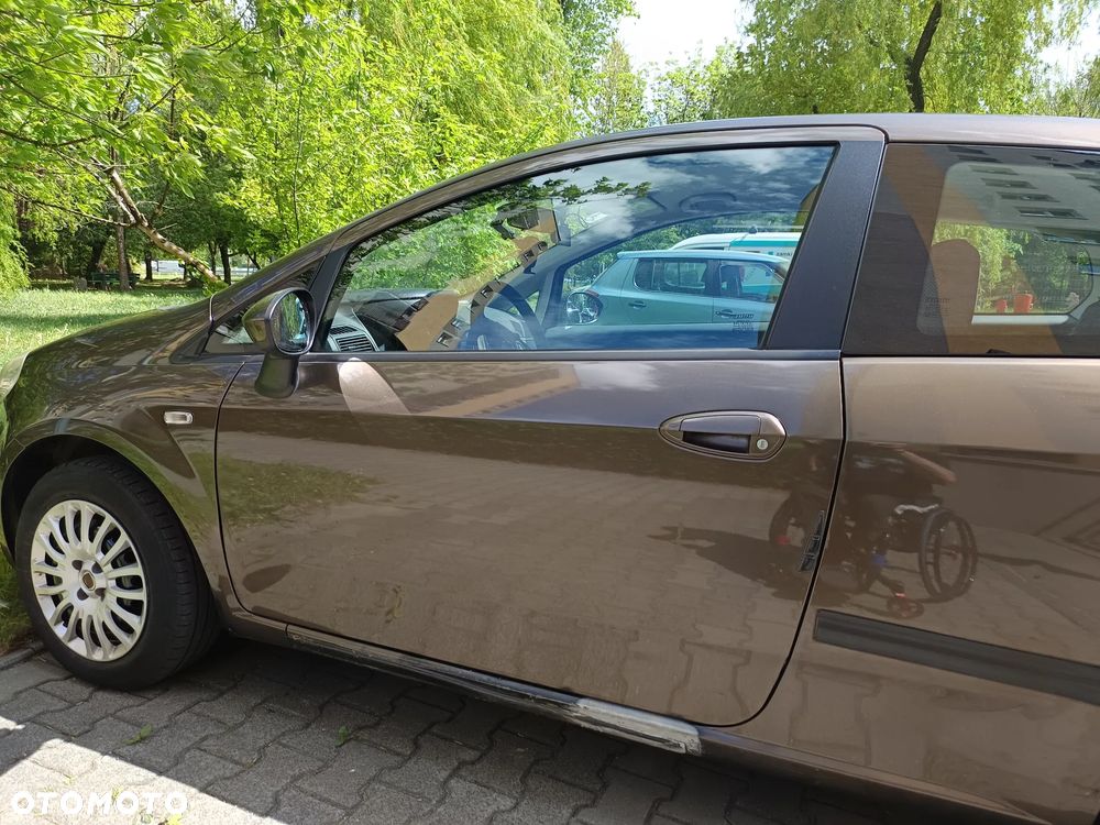 Fiat Punto 1.2 8V - 11
