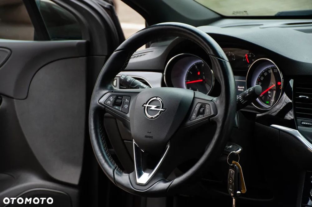 Opel Astra 1.4 Turbo Innovation - 32