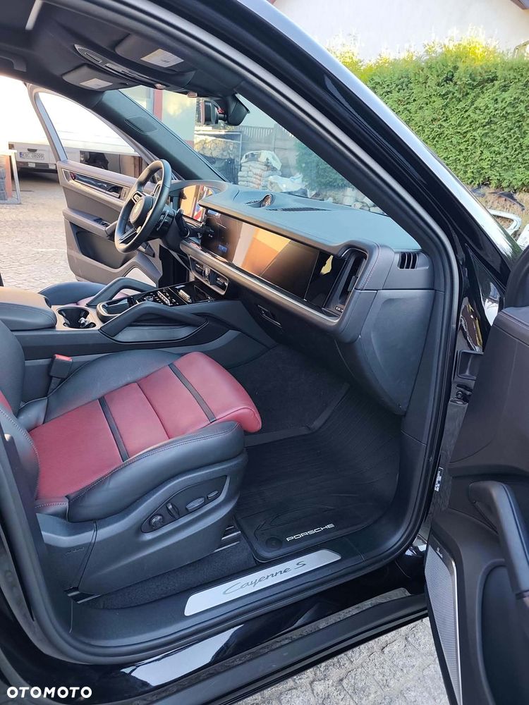 Porsche Cayenne S - 15