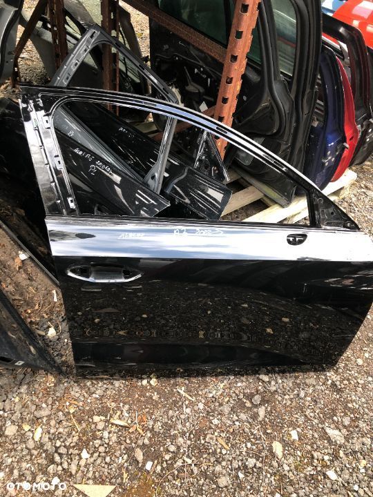 AUDI A3 8Y DRZWI PRAWY PRZÓD