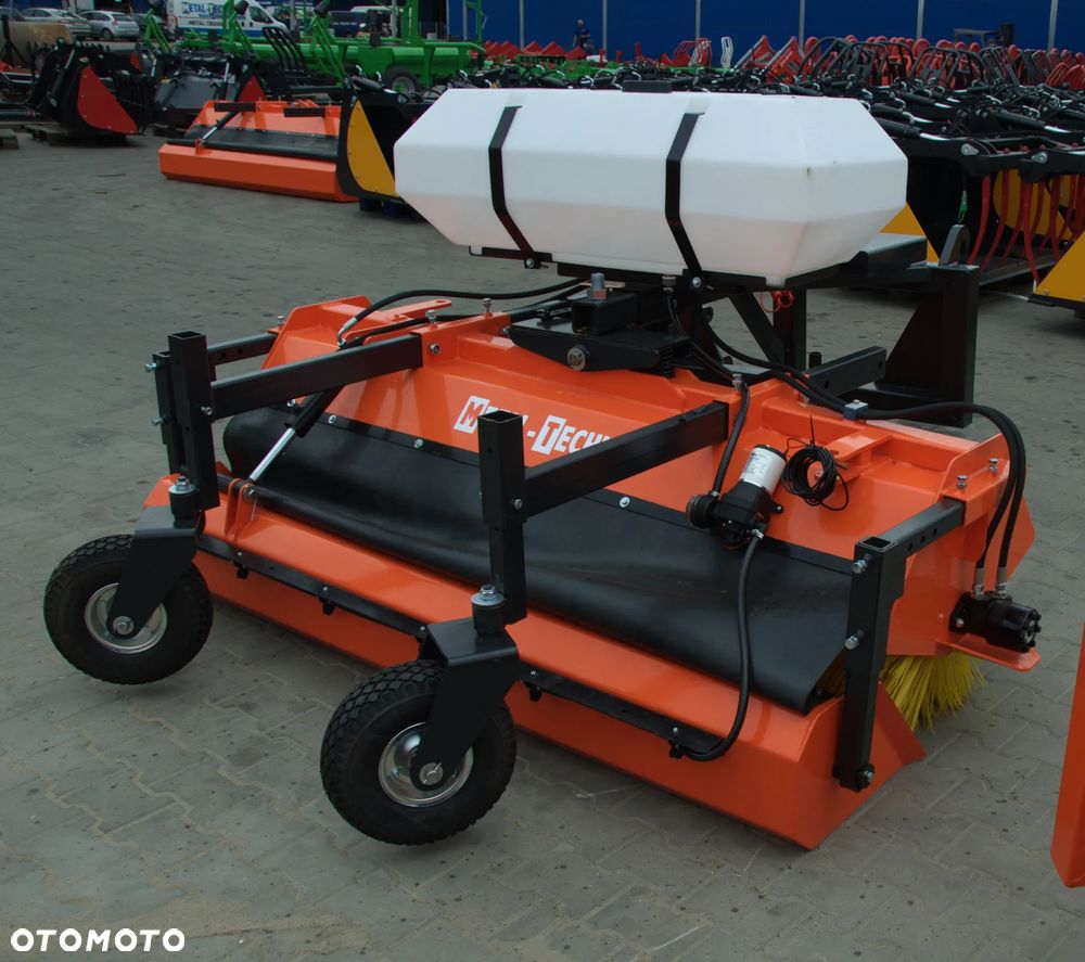 Zamiatarka 1,6 m do ciągnika, wózka widłowego, ładowarki Metal Technik - 3