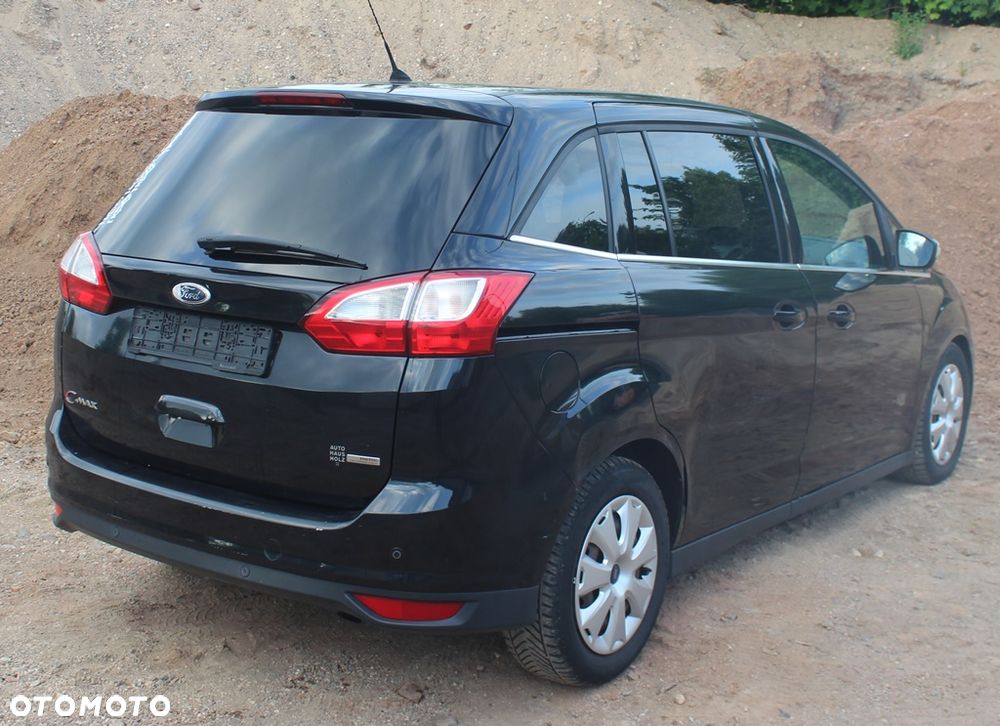 Ford Grand C-MAX - 8