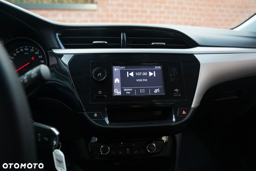 Opel Corsa - 25