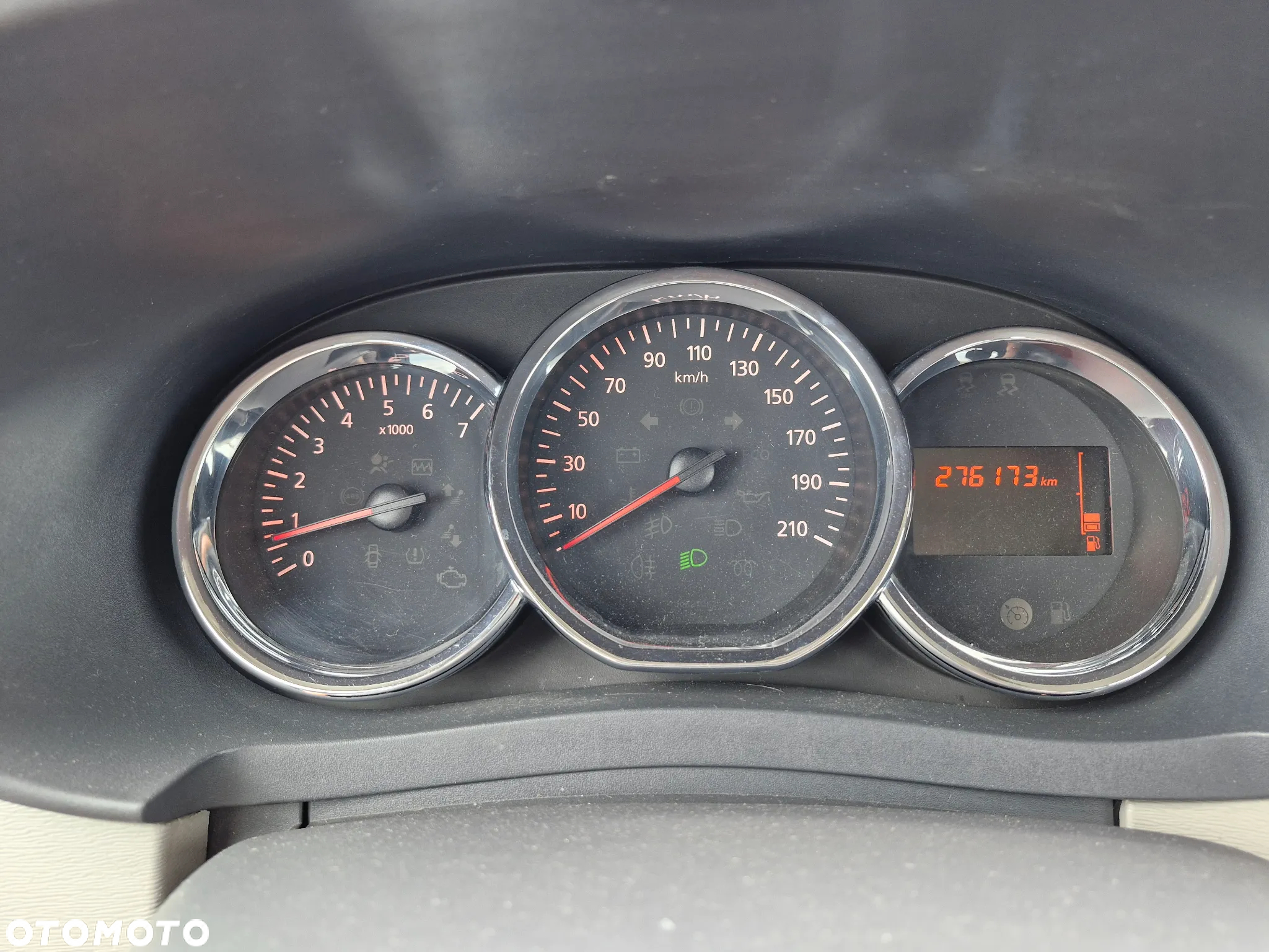 Dacia Lodgy 1.6 SCe Ambiance S&S - 24