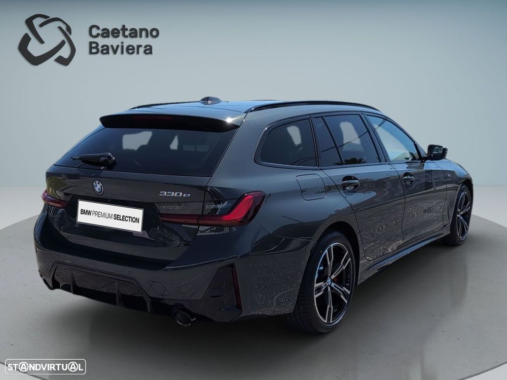 BMW 330 e Touring Pack Desportivo M Pro Auto - 8