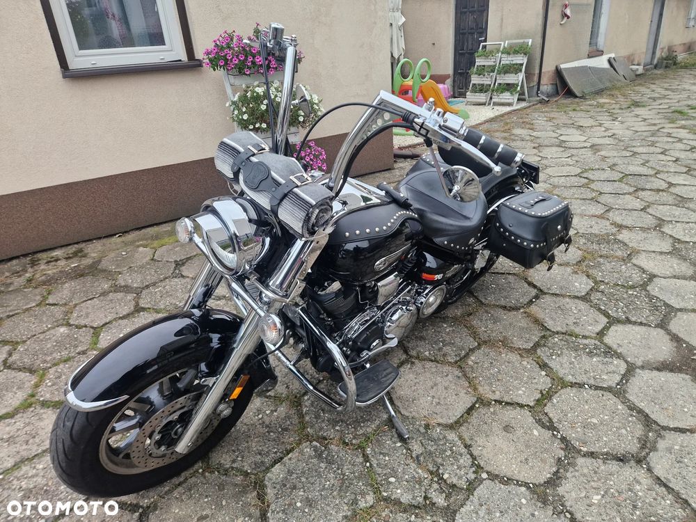 Yamaha Road Star - 3