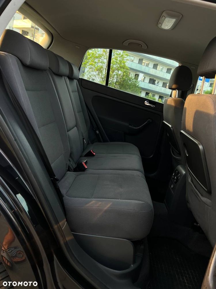 Volkswagen Golf - 21