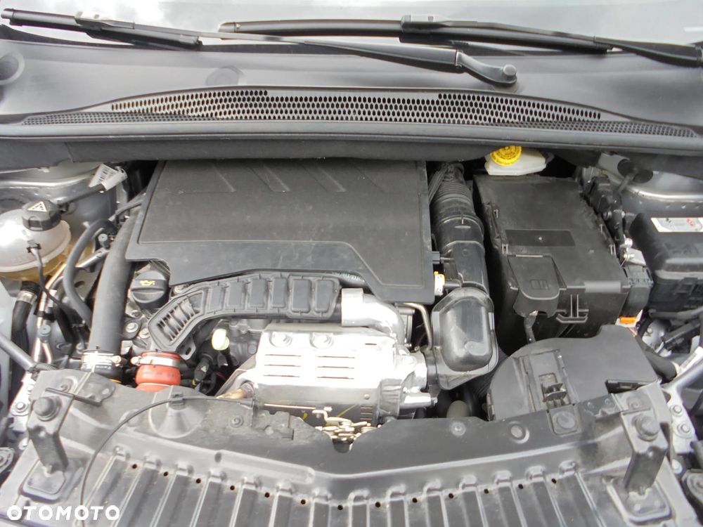 Opel Crossland X - 30