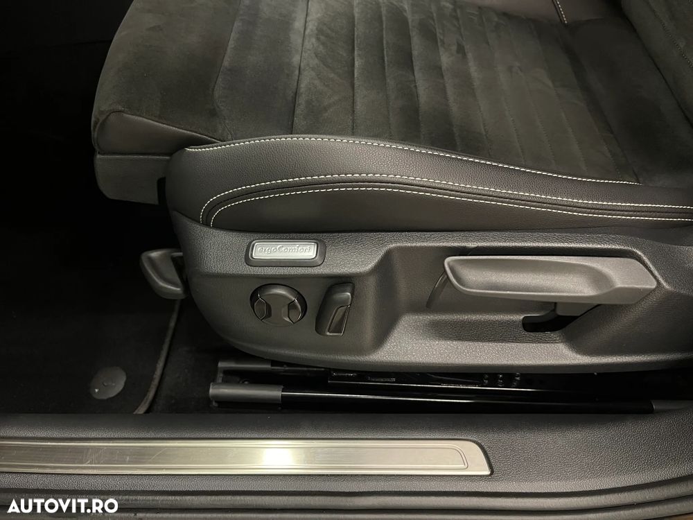 Volkswagen Passat 2.0 TDI DSG Highline - 22