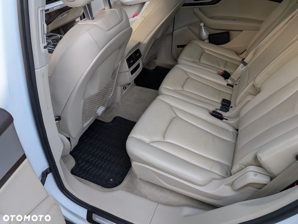 Audi Q7 - 2
