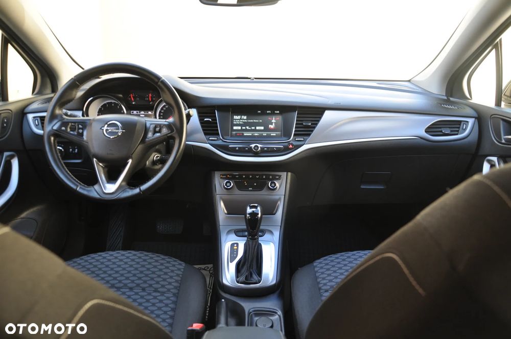 Opel Astra 1.4 T Dynamic S&S - 16