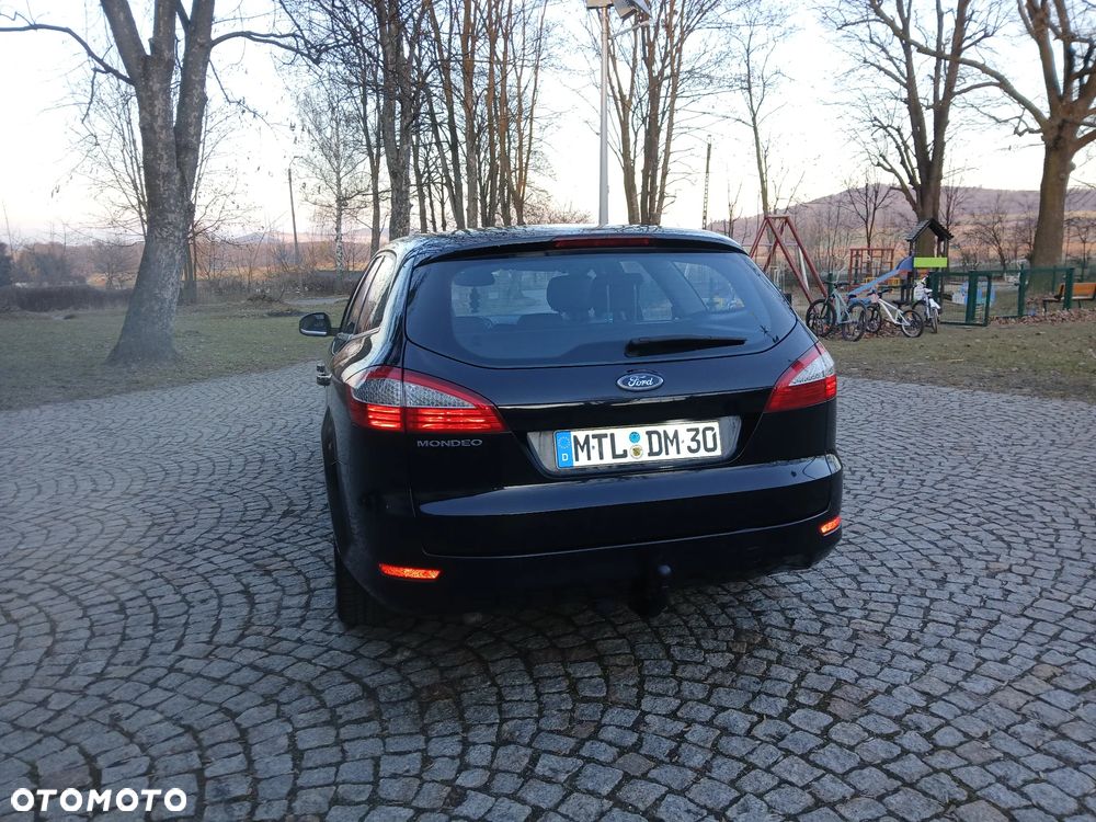 Ford Mondeo 2.5 Titanium - 14