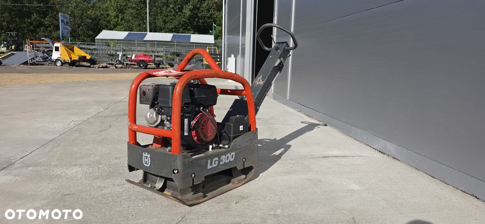 Zagęszczarka gruntu HUSQVARNA LG300 Wacker dpu bomag weber - 5