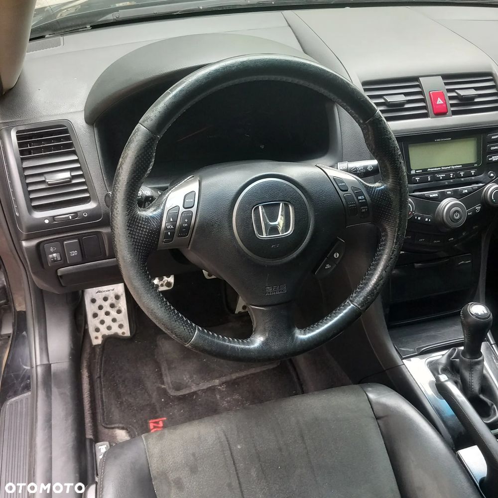 Honda Accord 2.0 i Executive - 2