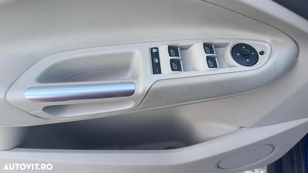 Ford Grand C-Max 1.6 TDCi Start-Stop-System Titanium - 21