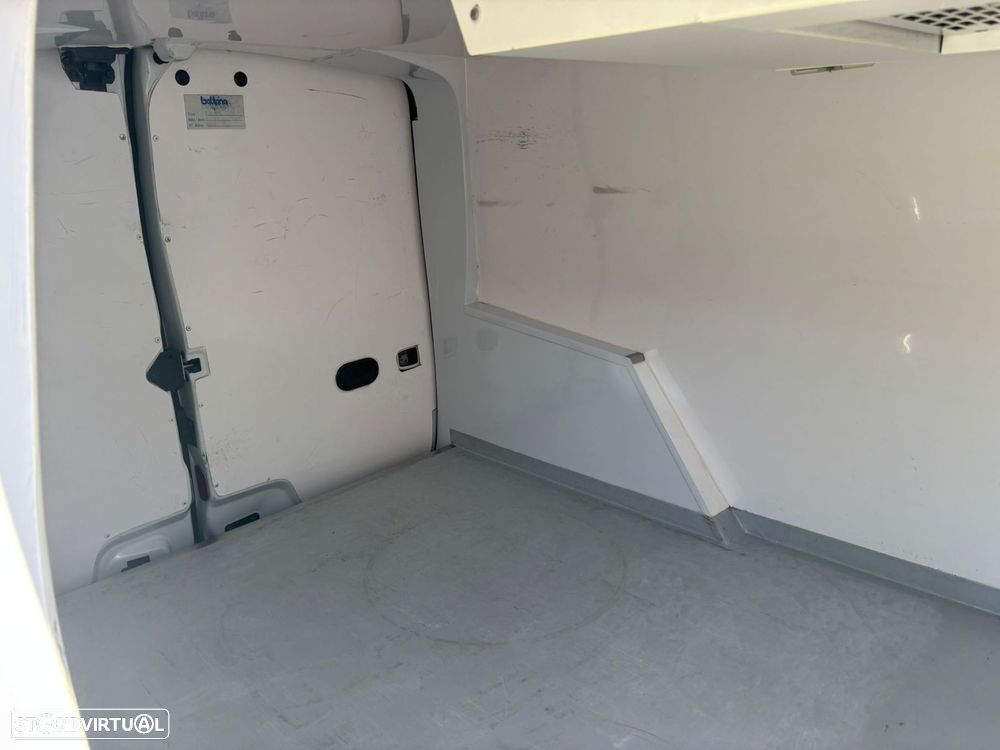 Renault Kangoo 1.5 dCI 95cv - SISTEMA DE FRIO -5º - FRIO PARQUE - IVA DEDUTÍVEL - 5