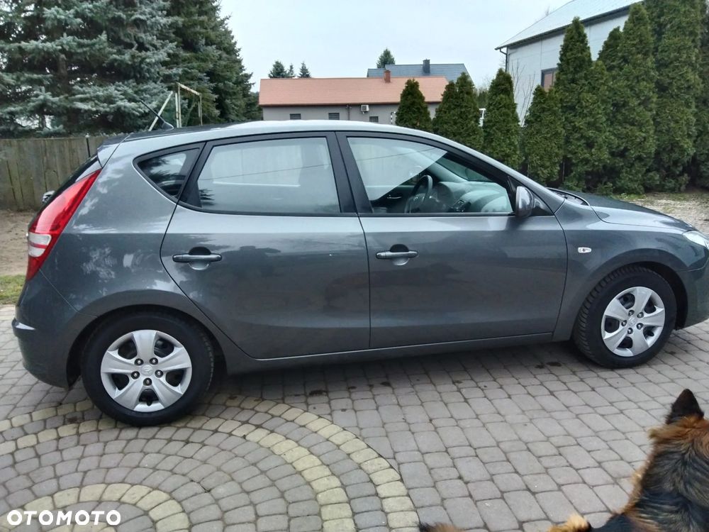 Hyundai i30 1.6 blue Comfort - 2