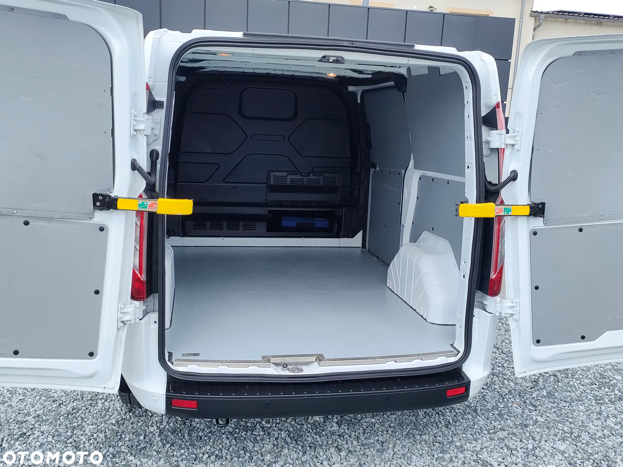 Ford Transit Custom - 33