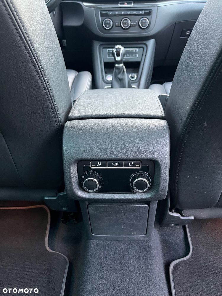 Seat Alhambra 1.4 TSI S&S OPF XCELLENCE - 32