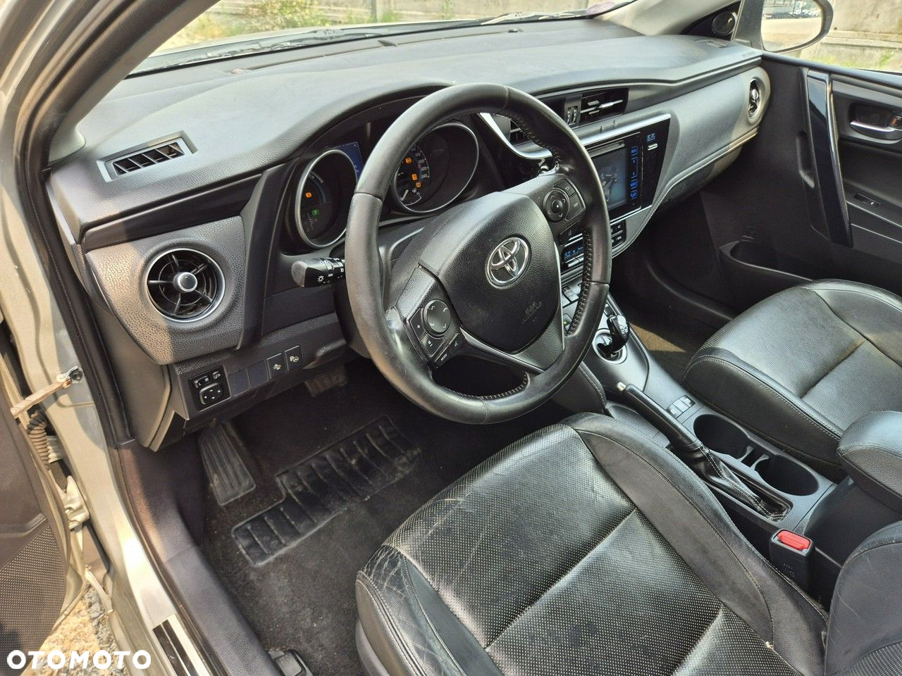Toyota Auris - 5