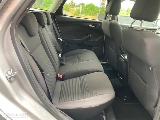 Ford Focus SW 1.5 TDCi Titanium - 33