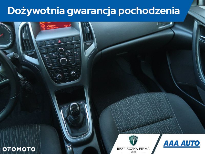 Opel Astra - 9