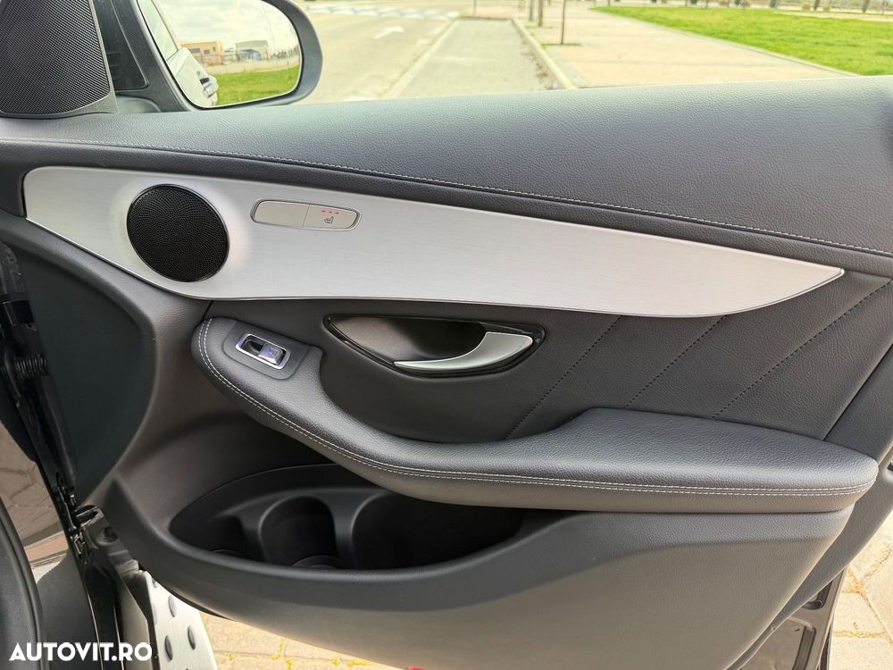 Mercedes-Benz GLC Coupe 300 de 4Matic 9G-TRONIC AMG Line - 19