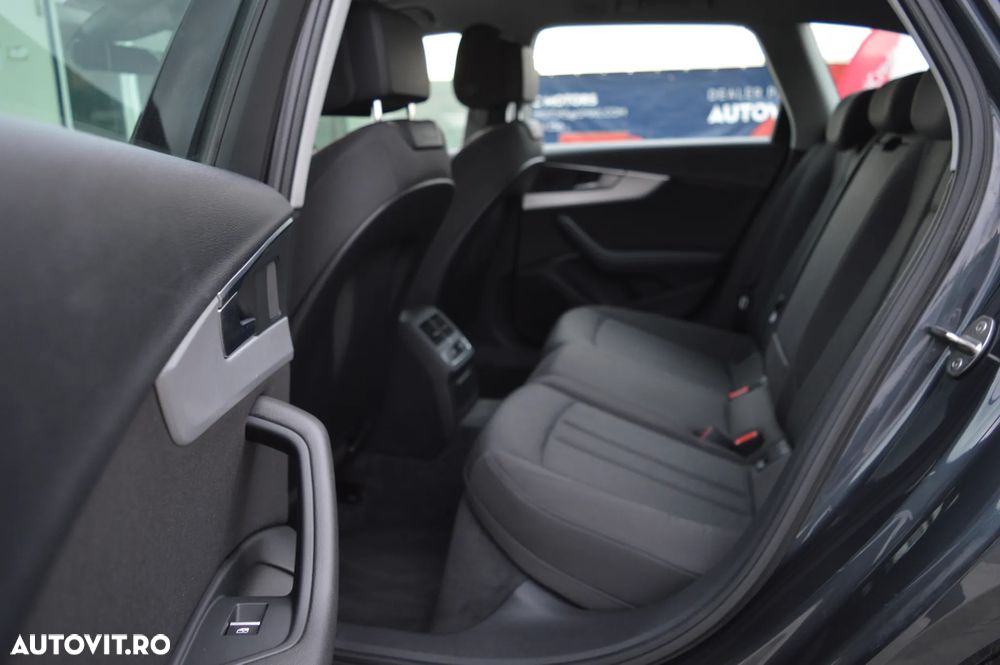 Audi A4 2.0 TDI S tronic - 36