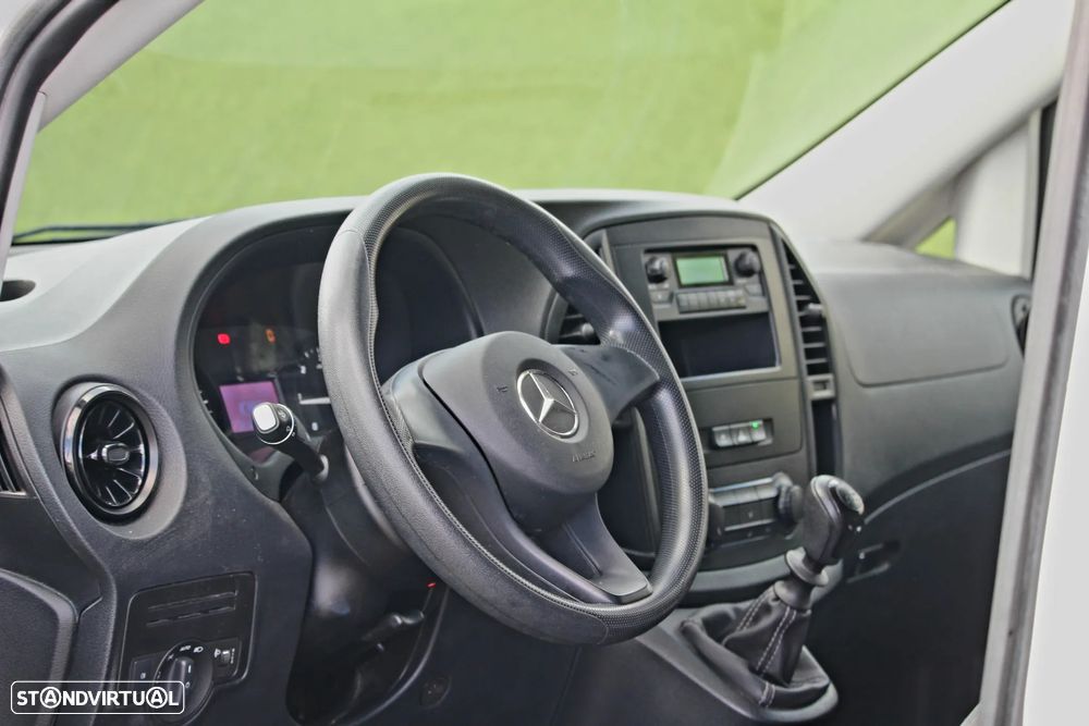 Mercedes-Benz VITO 110 - 12