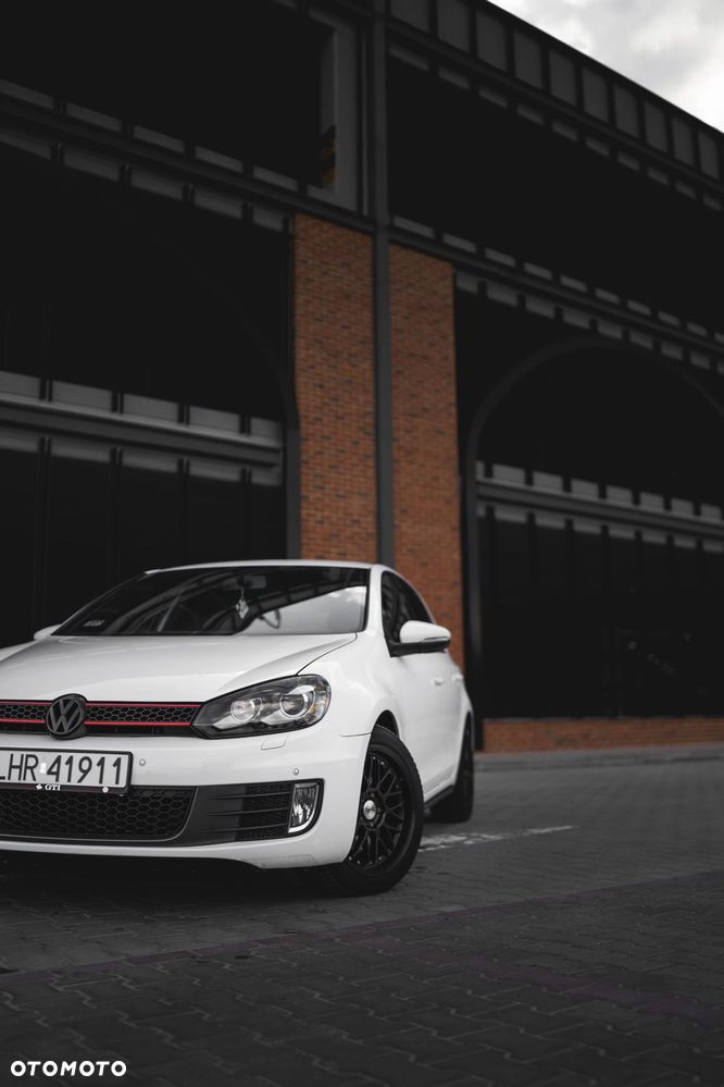 Volkswagen Golf 2.0 TSI GTI DSG - 5