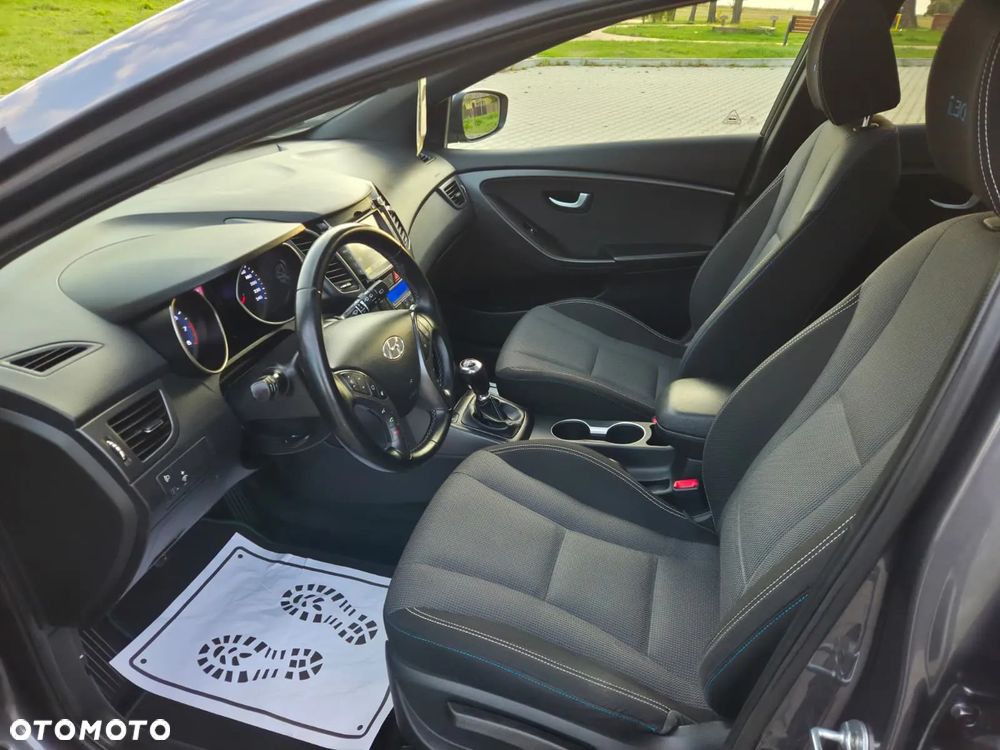 Hyundai i30 1.6 GDI BlueDrive Go - 13