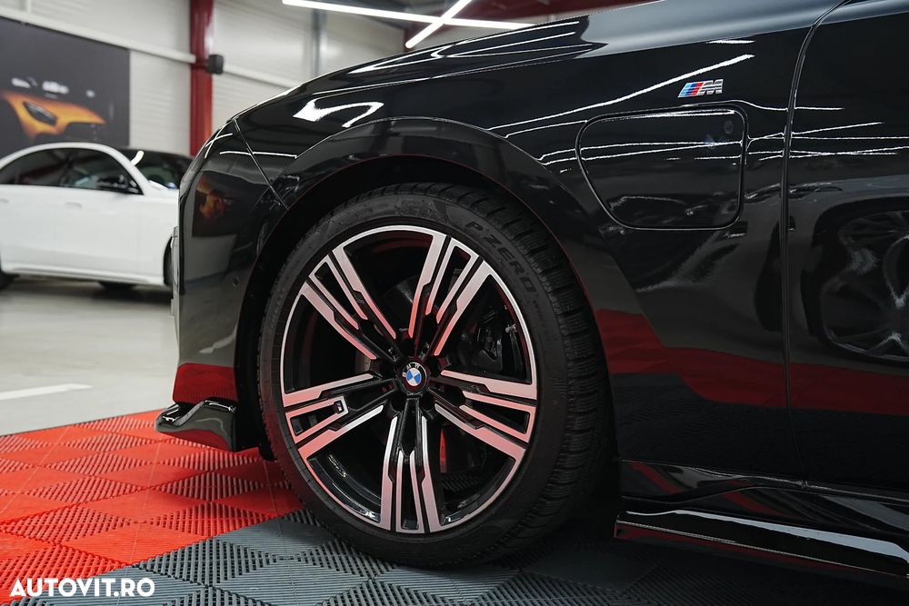 BMW Seria 7 750e xDrive AT PHEV - 24