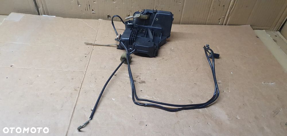 Zamek drzwi lewy przód przedni lewy Mercedes E-Klasa W211 - 6