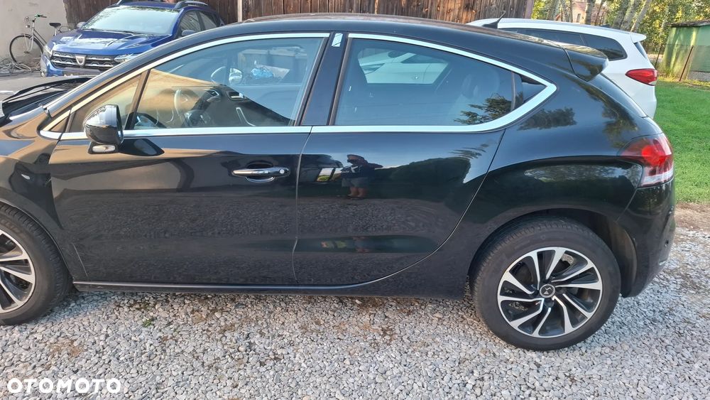 DS Automobiles DS 4 - 8