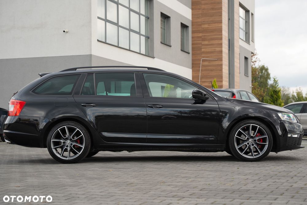 Skoda Octavia 2.0 TDI (Green tec) DSG RS - 17