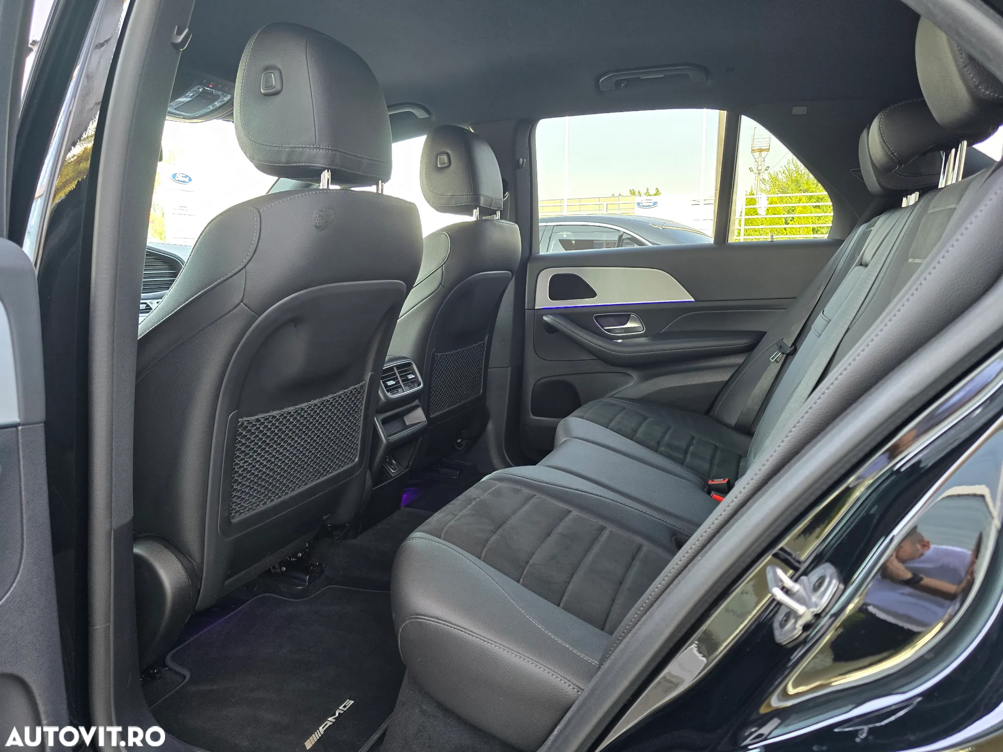 Mercedes-Benz GLE 300 d 4Matic 9G-TRONIC AMG Line - 16
