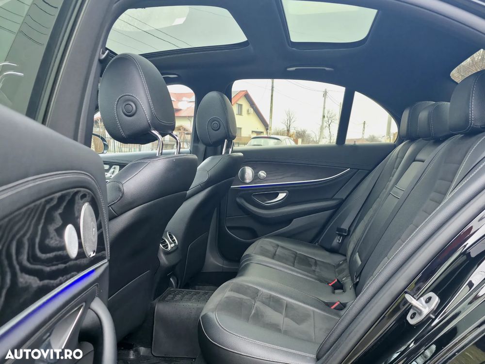 Mercedes-Benz E 300 de 9G-TRONIC AMG Line - 10