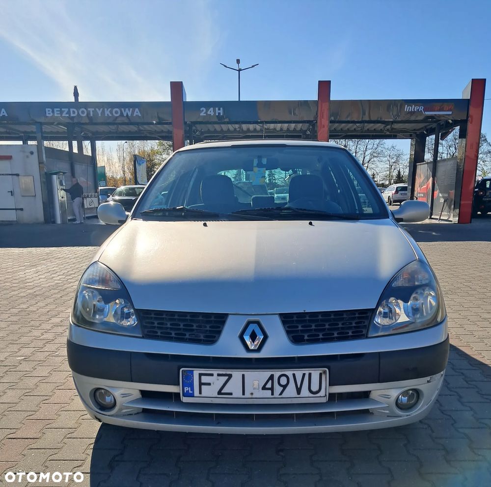 Renault Clio - 3