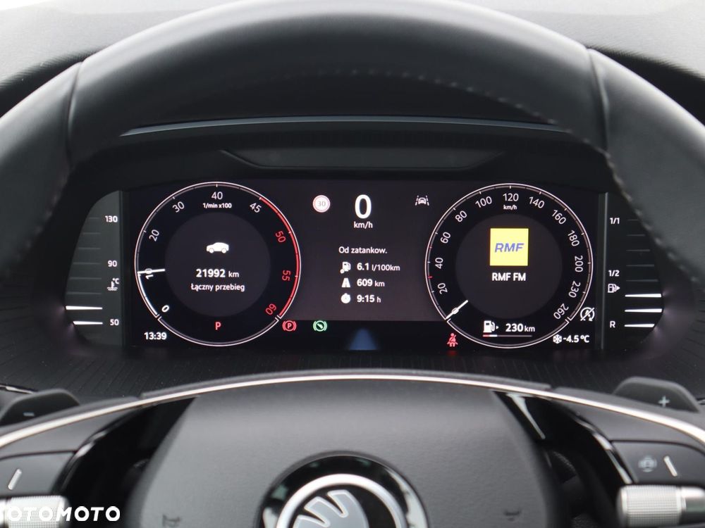 Skoda Octavia 2.0 TDI Selection DSG - 14