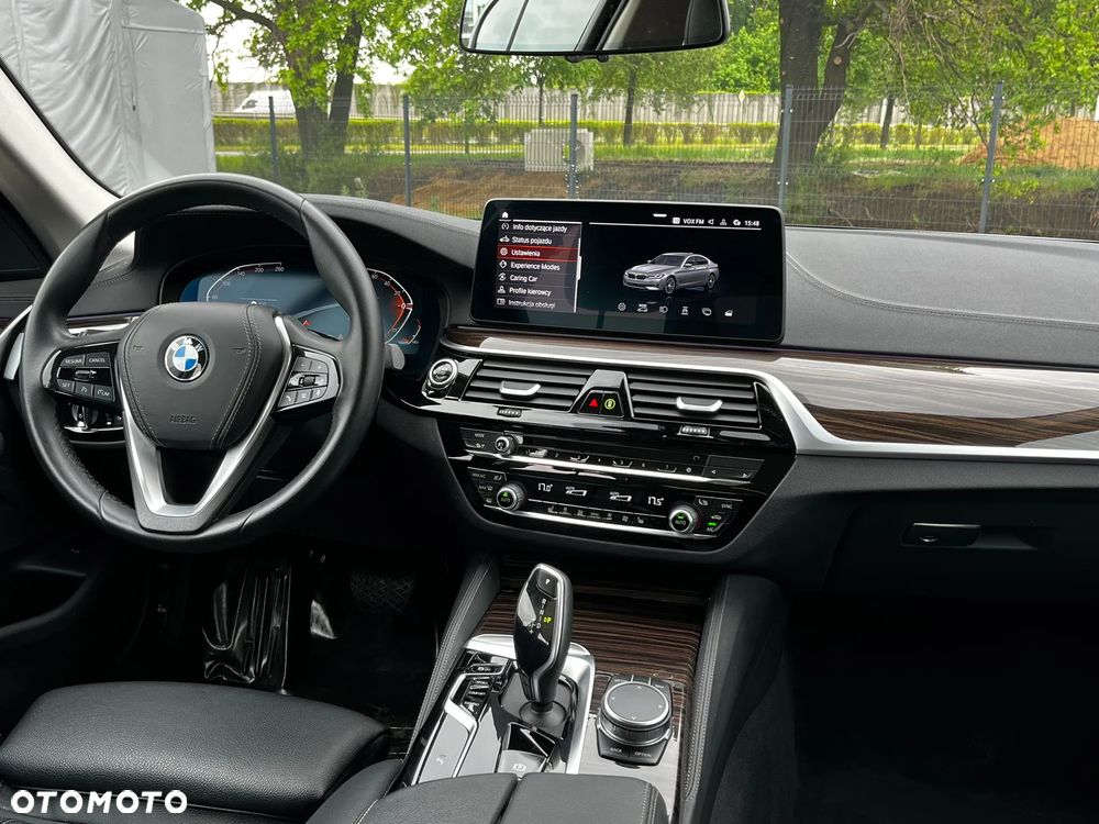 BMW Seria 5 520d xDrive mHEV Luxury Line - 19
