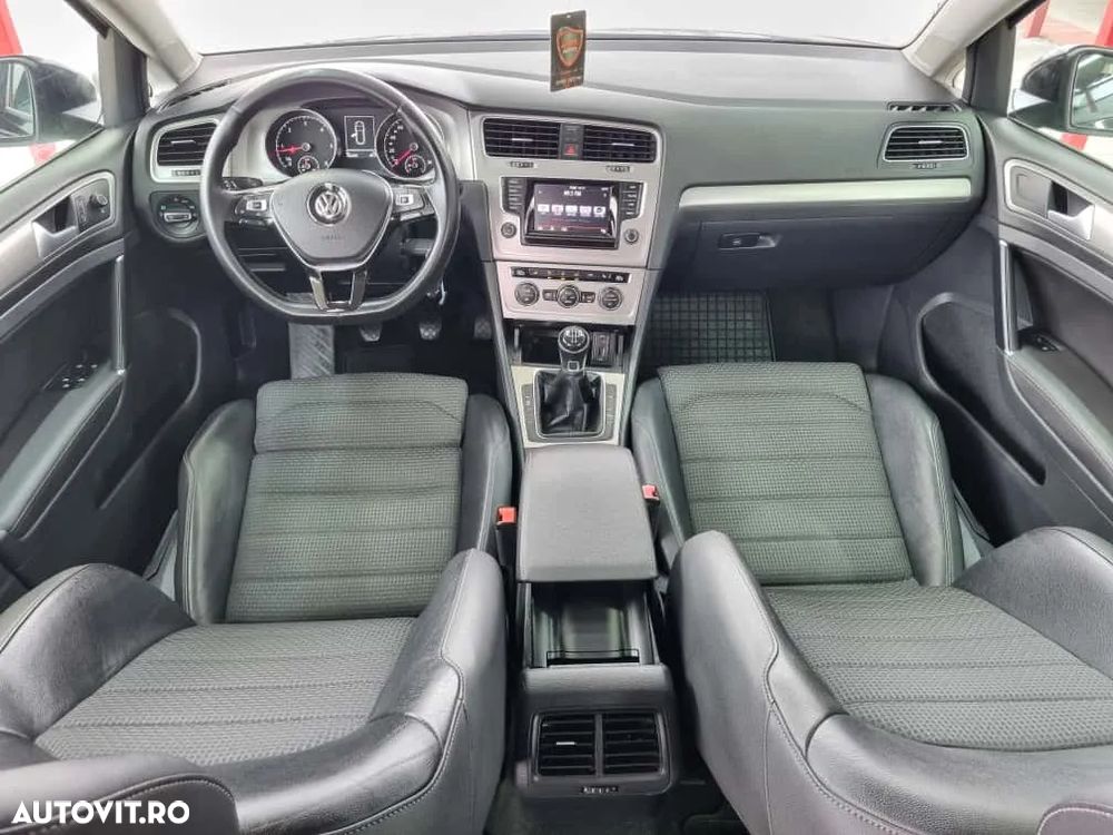 Volkswagen Golf - 7
