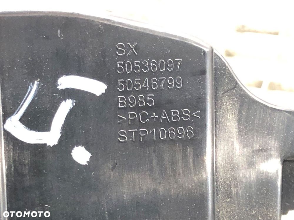 ŚLIZG ZDERZAKA TYŁ LEWY  ALFA ROMEO STELVIO (949_) 2016 - 2022 2.0 (949AXA2A) 206 kW [280 KM] - 4