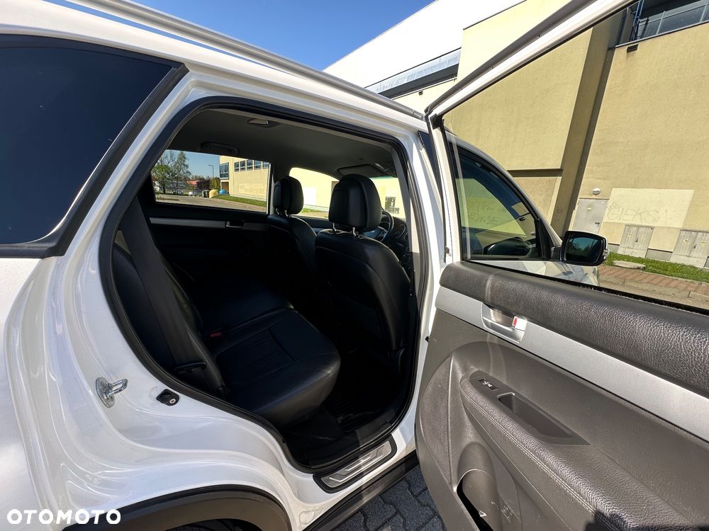 Kia Sorento 2.0 CRDi Voyage 2WD - 25