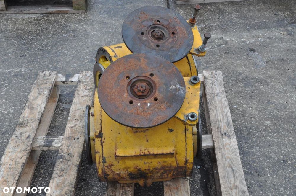 DYFERENCJAŁ WKŁAD MOSTU JCB - 4