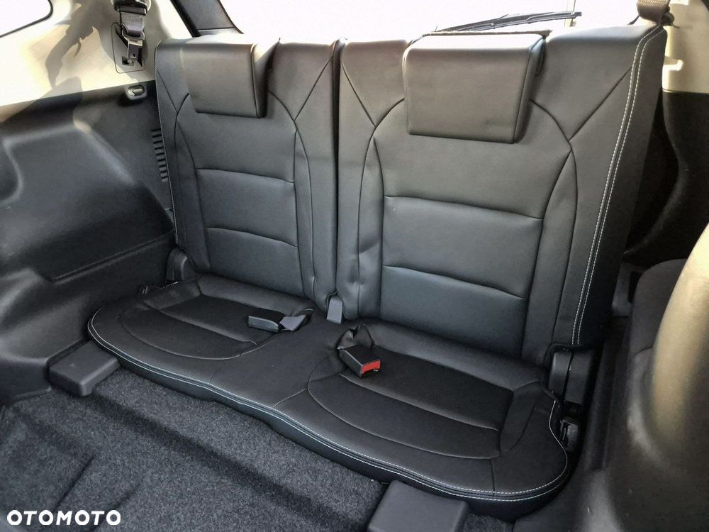 Nissan Qashqai+2 - 23