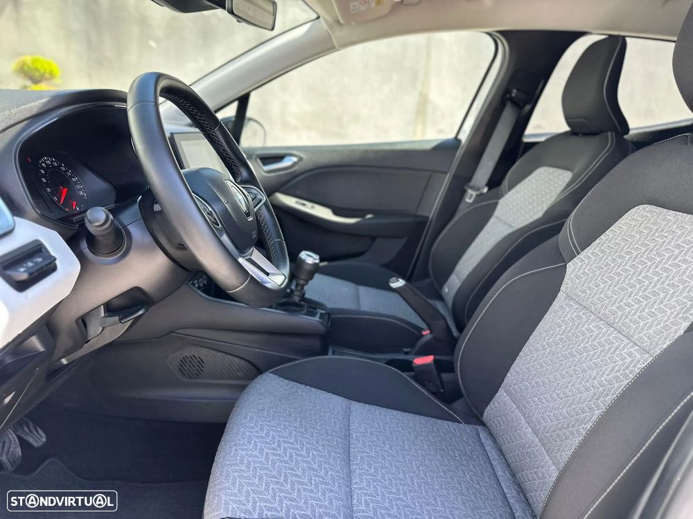 Renault Clio 1.0 TCe Limited Bi-Fuel - 11
