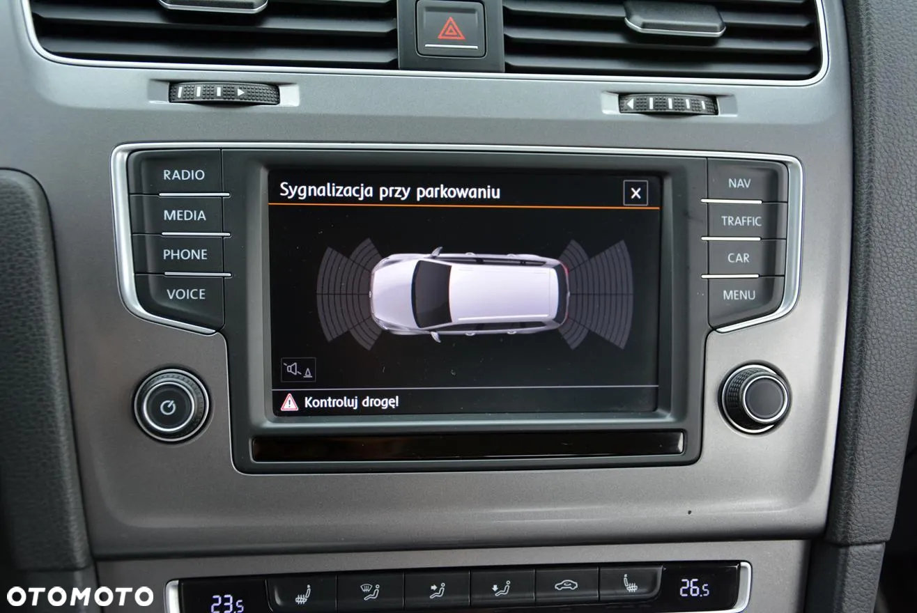 Volkswagen Golf 1.6 BlueTDI DSG Trendline - 7