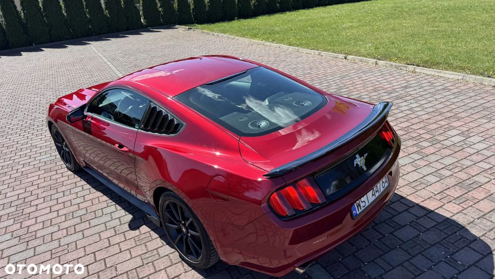 Ford Mustang 3.7 V6 Premium - 23