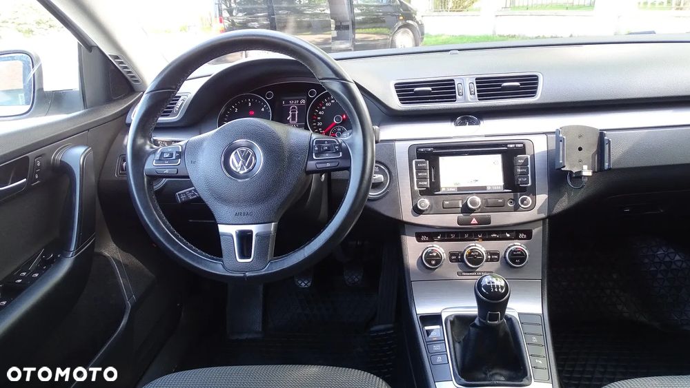 Volkswagen Passat Variant 2.0 TDI BlueMotion Technology Comfortline - 10